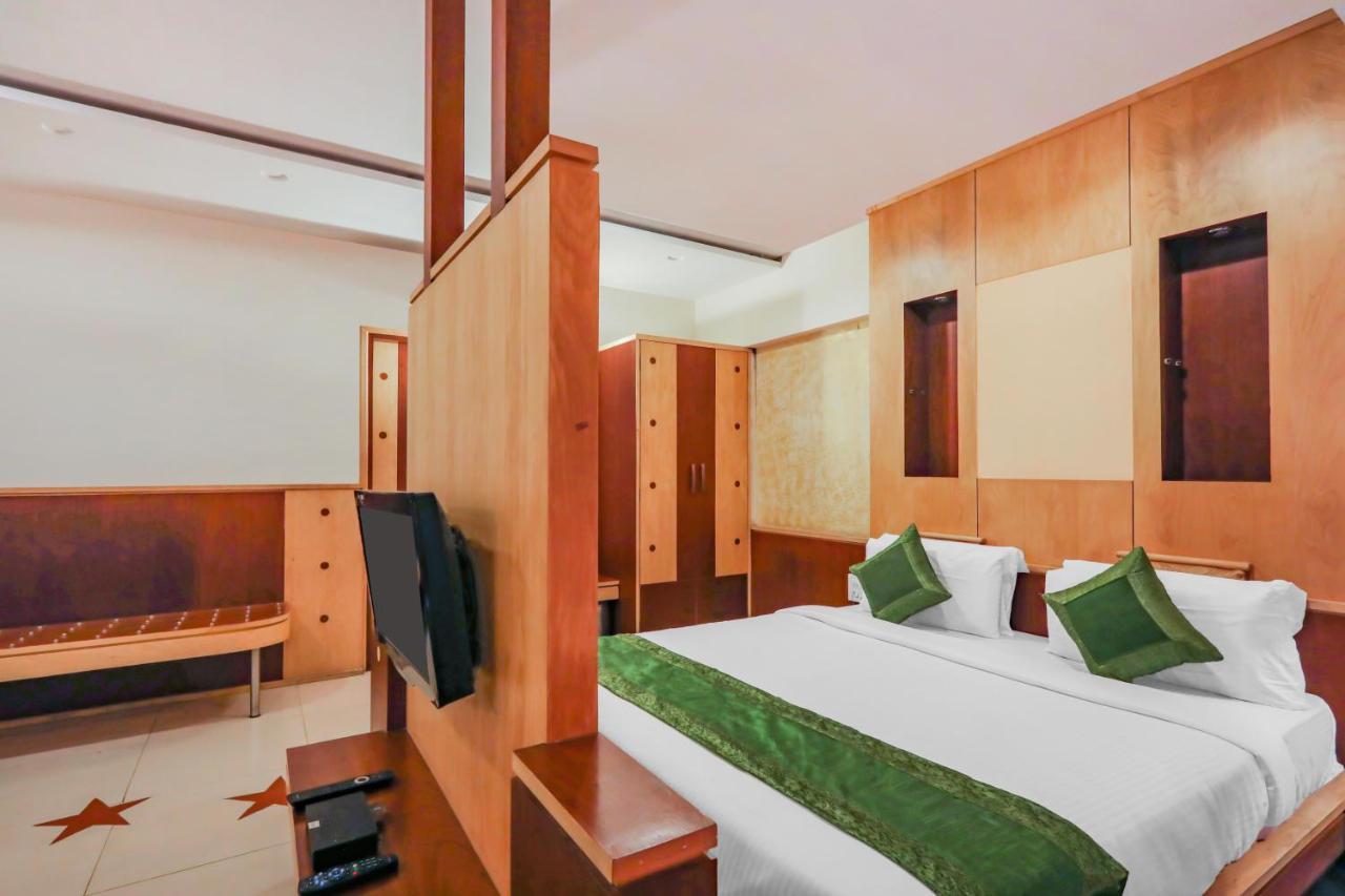Treebo Trend Paradise, Indore Hotel Exterior foto